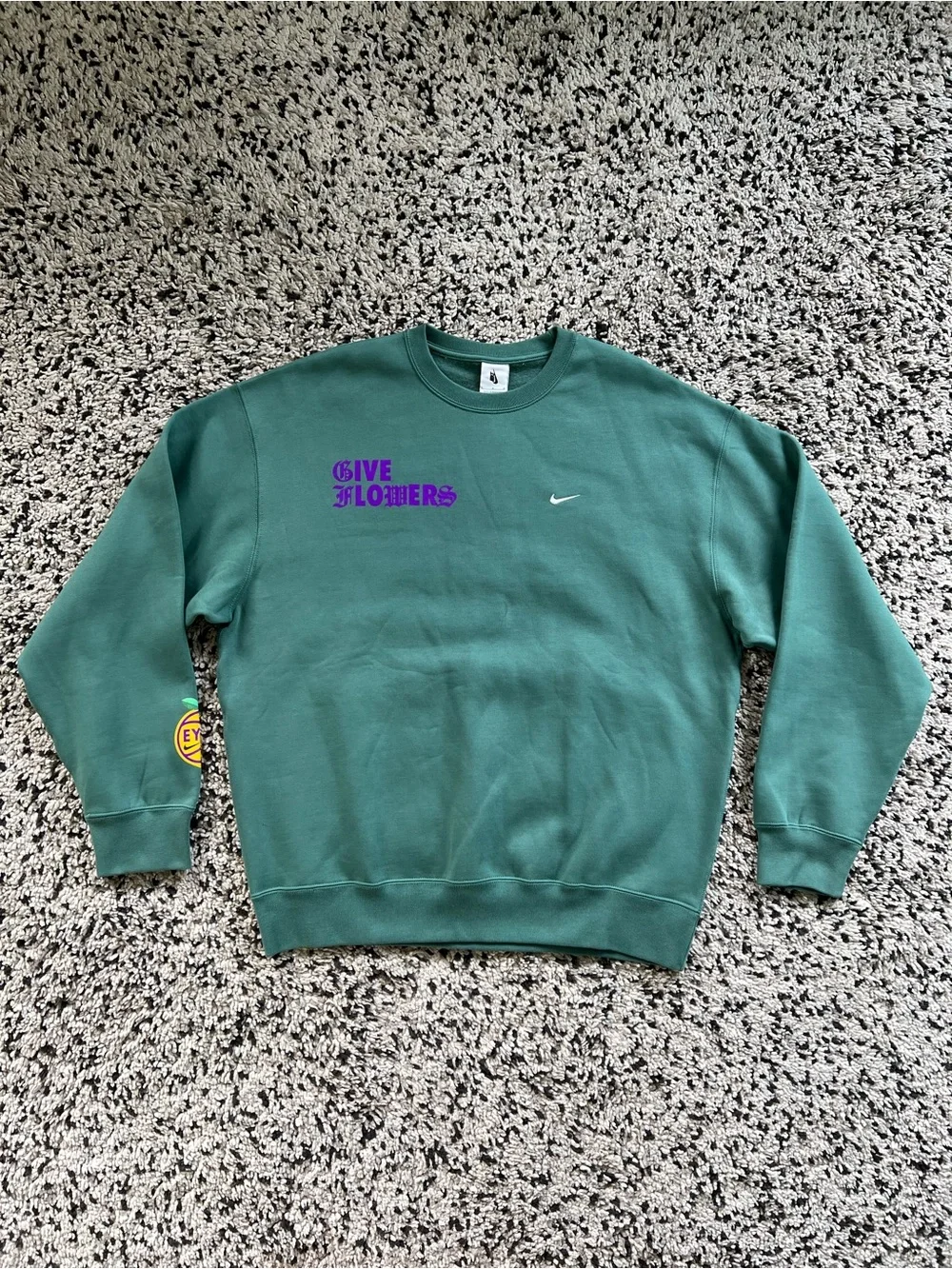 Nike Give Flowers EYBL Basketball Green Crewneck Sweatshirt Men’s Size Large